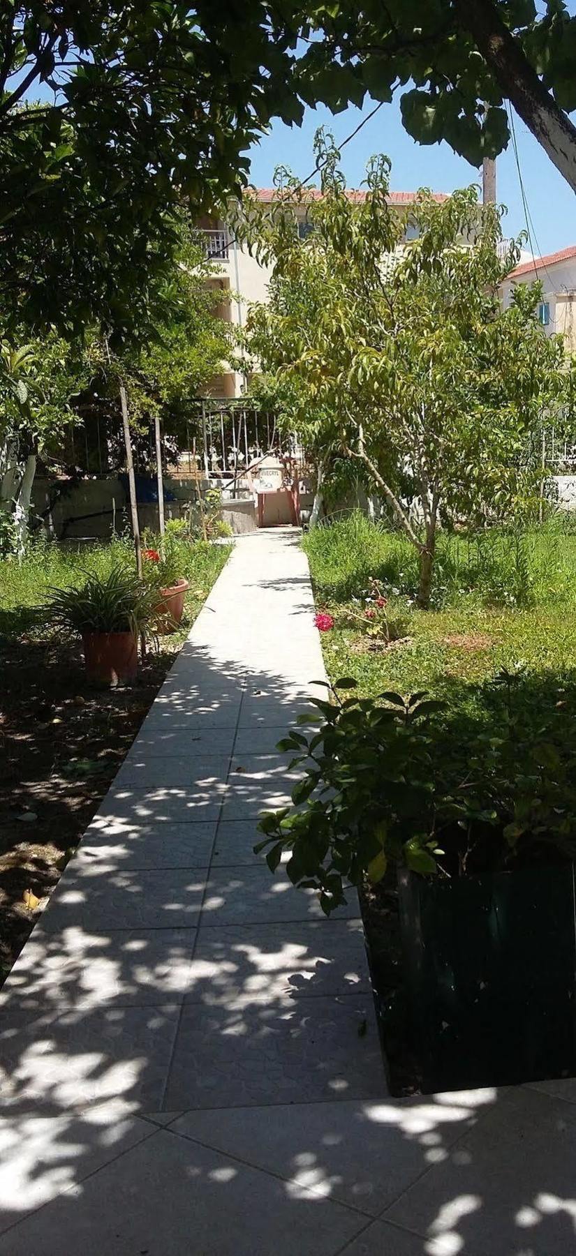 Elenas Garden Daire Kávos Dış mekan fotoğraf